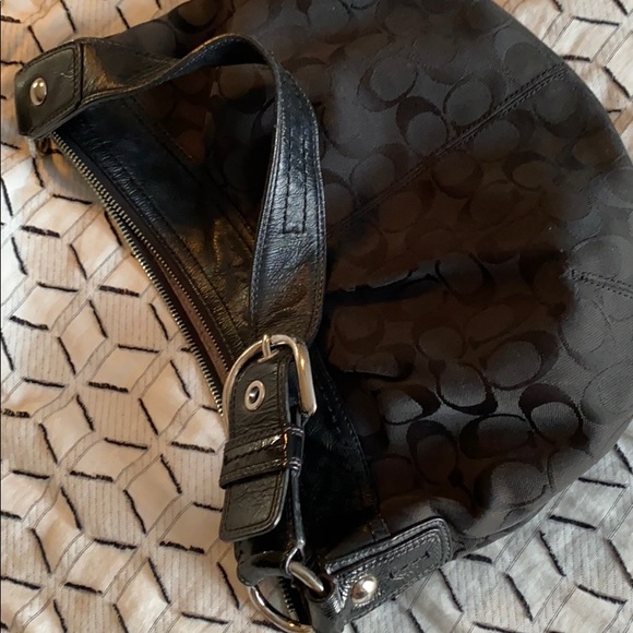 Coach purse - Picture 3 of 7